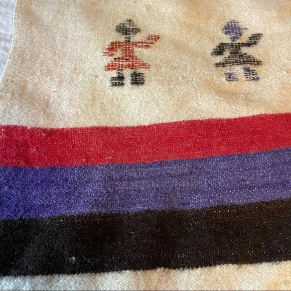 Wool rug 64 x 80.  Purple red grey stripe. Wool blend - Picture 7 of 7